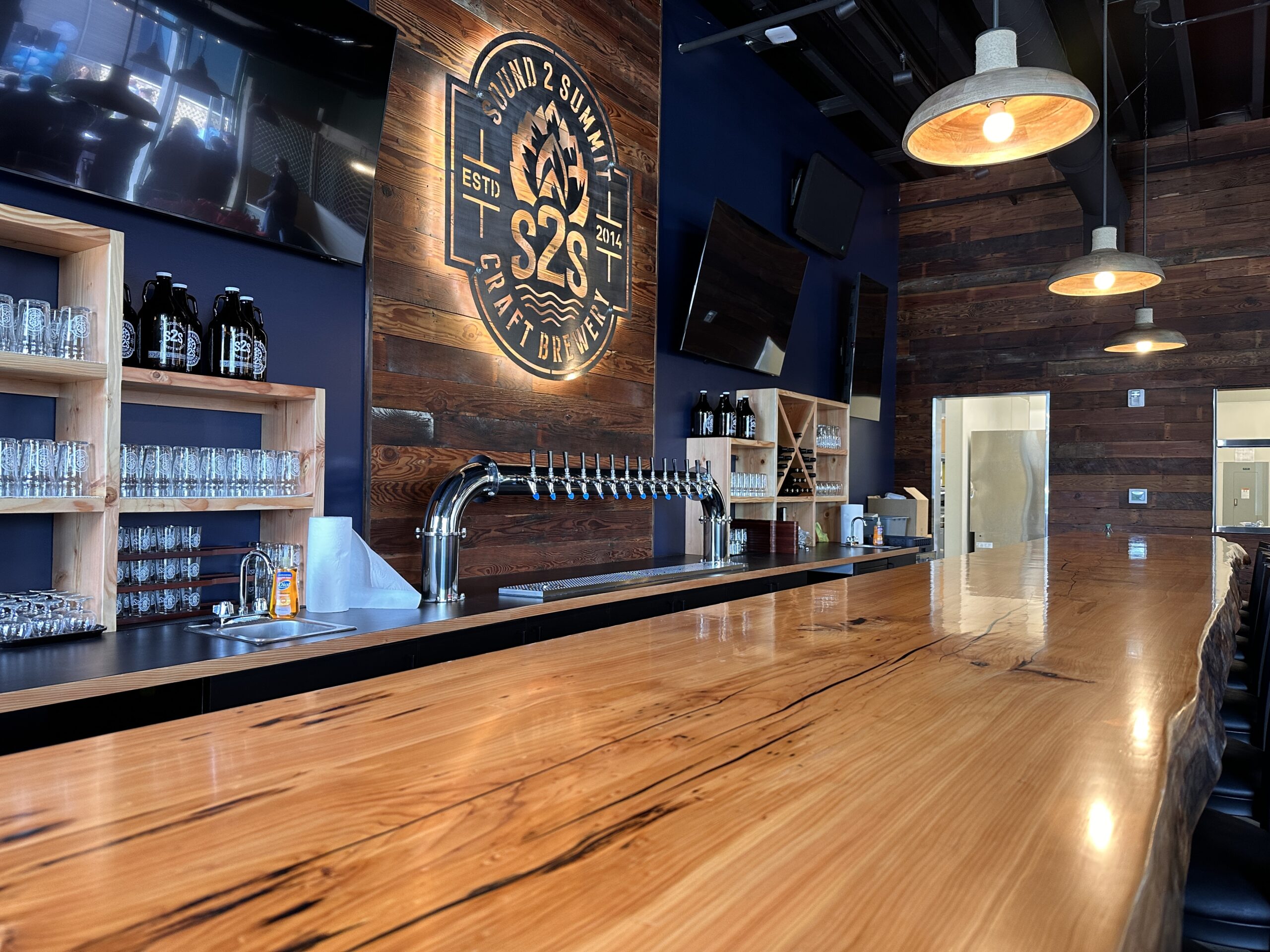 Sound 2 Summit Taproom